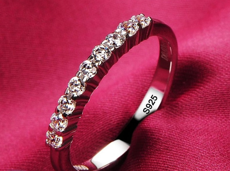 18K White Gold Zirconia Wedding Ring