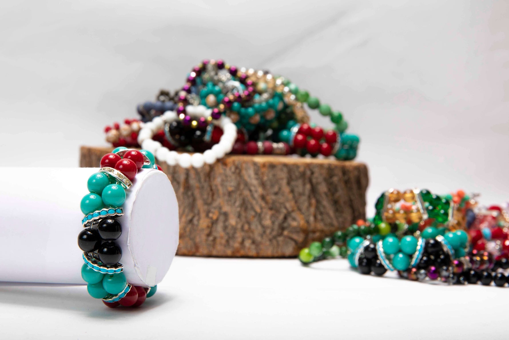 Gemstone Bracelet: Discover the Meaning and Benefits Behind Every Stone