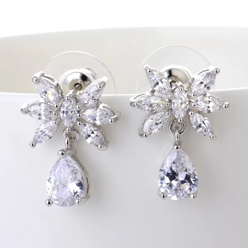 Exclusive Flower And Water Drop Pendant Jewellery
