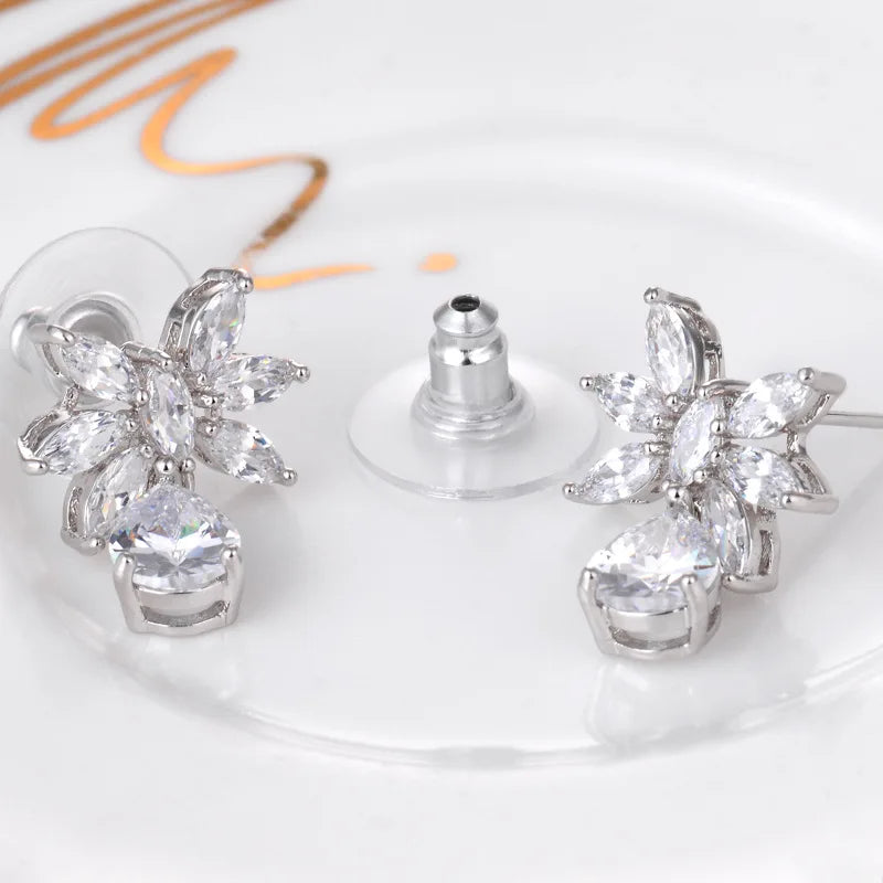 Exclusive Flower And Water Drop Pendant Jewellery
