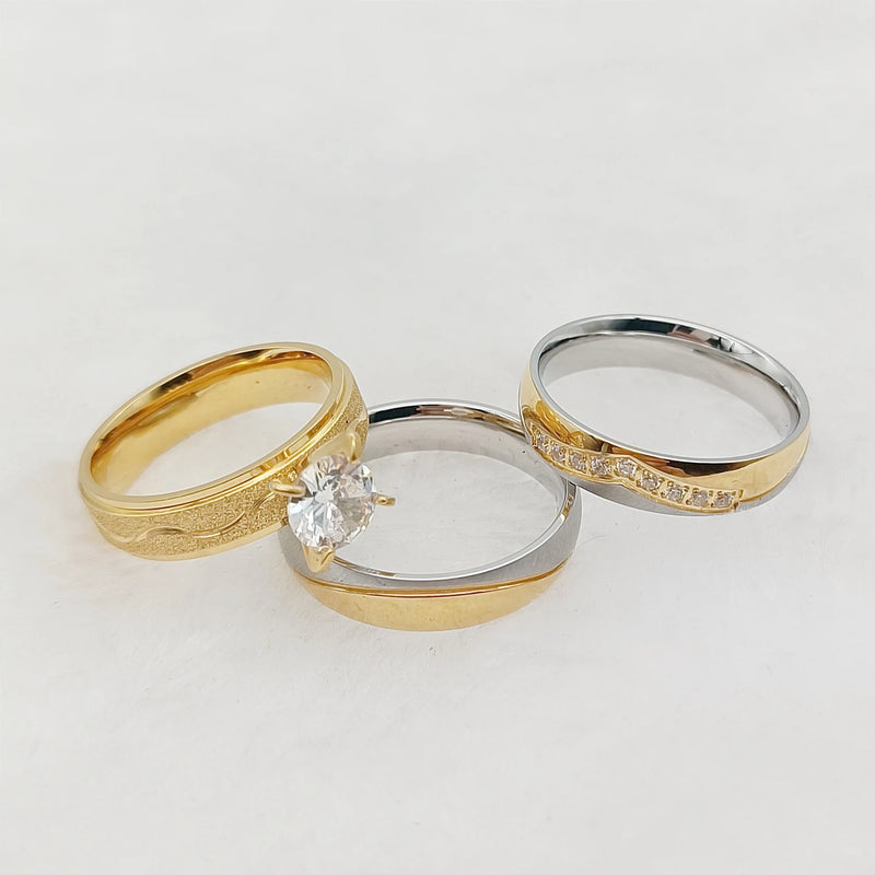 Exotic Golden Wedding & Engagement Rings Set