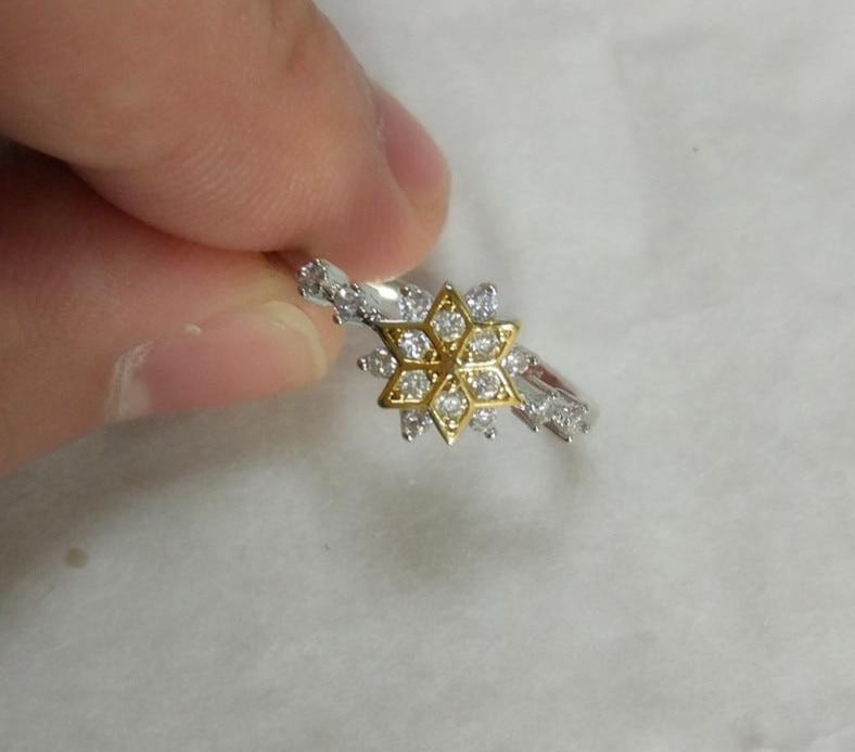 Cute Dainty Women's Snowflake Finger Rings