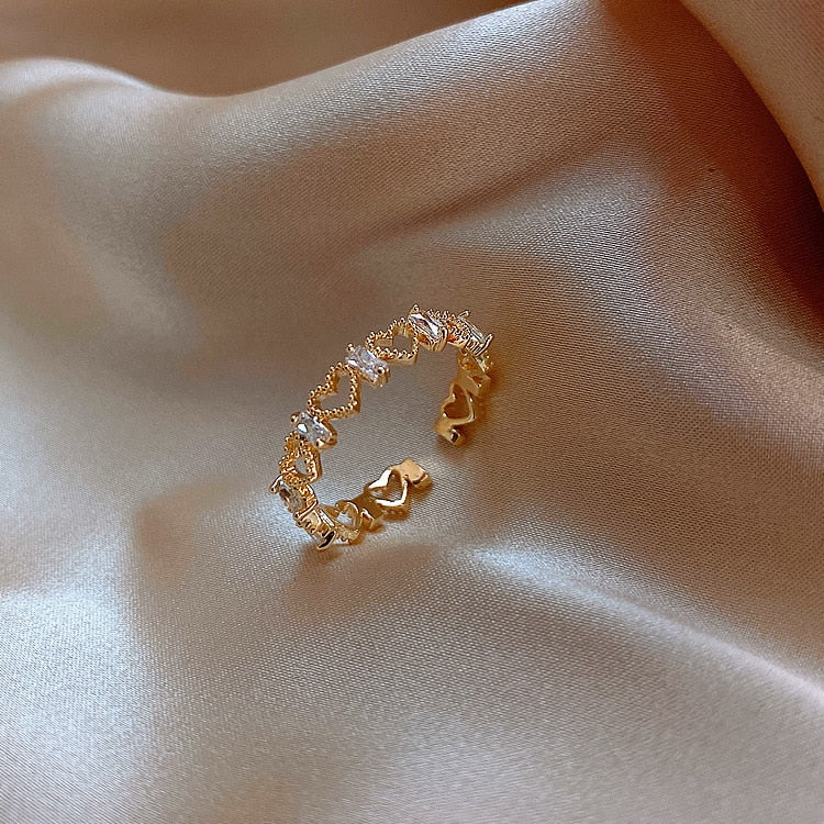 Hollow Heart-shaped Gold Opening Ring