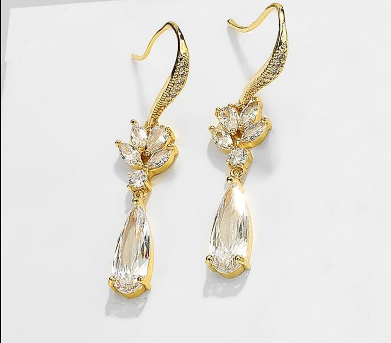 Water Drop Crystal Pendant Drop Earrings