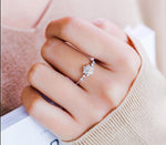 Cute Dainty Women's Snowflake Finger Rings