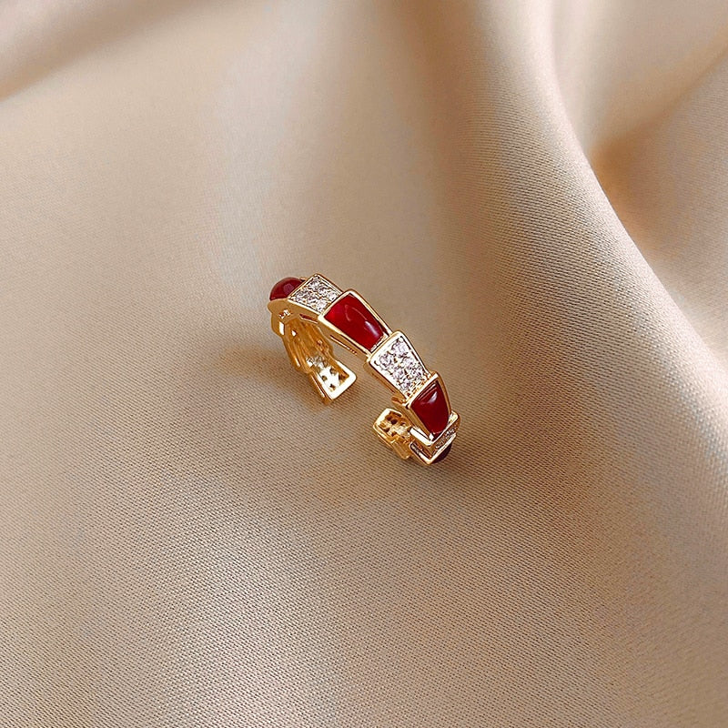Luxury opal color opening Finger ring