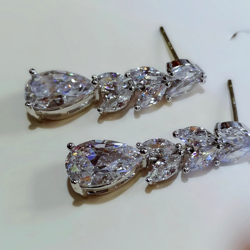 Leave & Water Drop Shape Earring