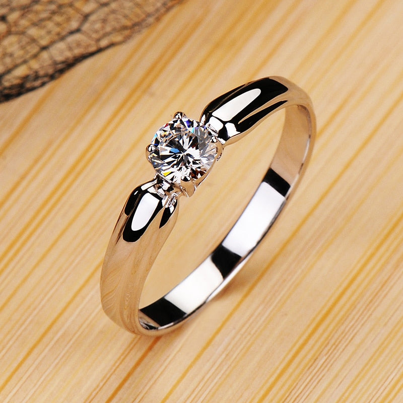 Luxury Female Small Round Stone Ring