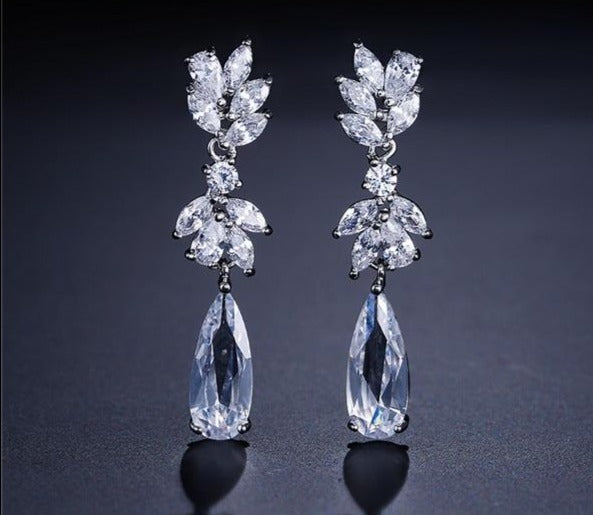 Water Drop Crystal Pendant Drop Earrings