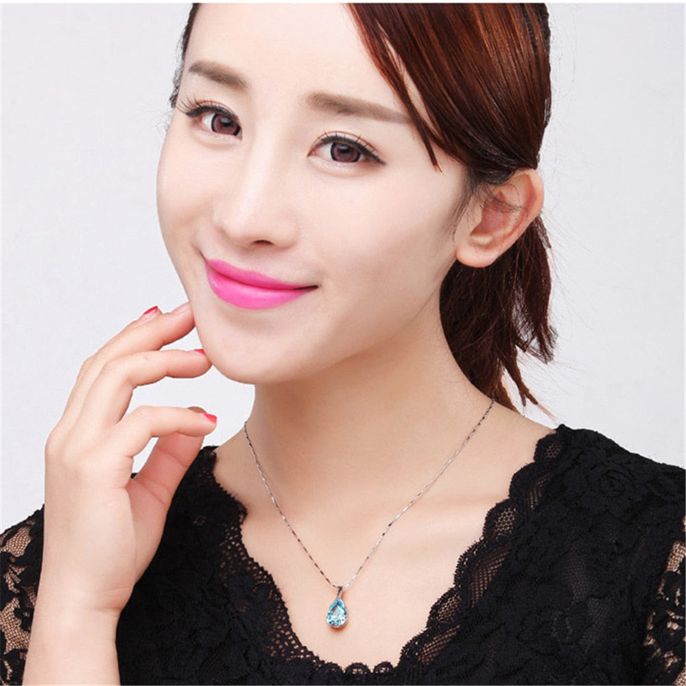 Aquamarine gemstones diamond pendant necklace