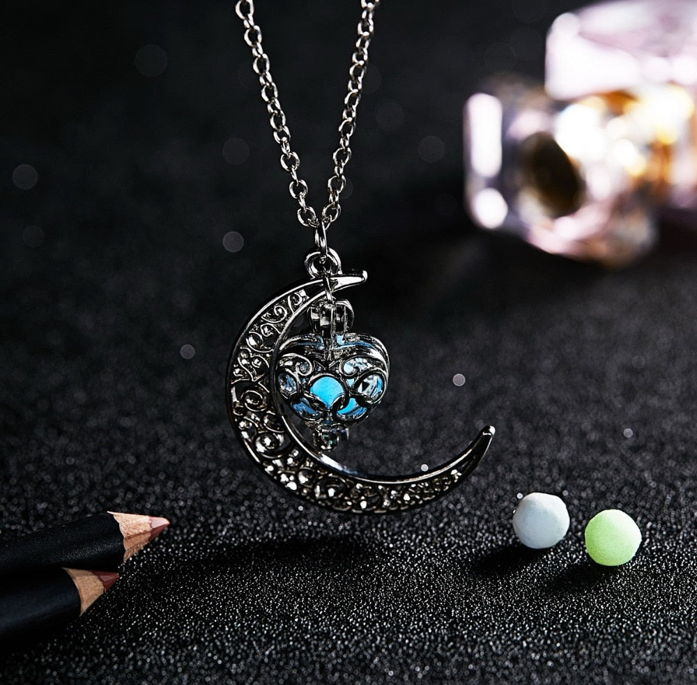 Glow In The Dark Necklace