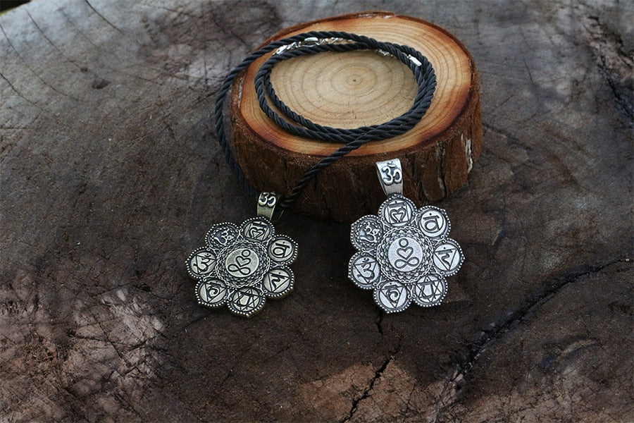 7 chakra charm pendant Lotus Flower Circle Necklace