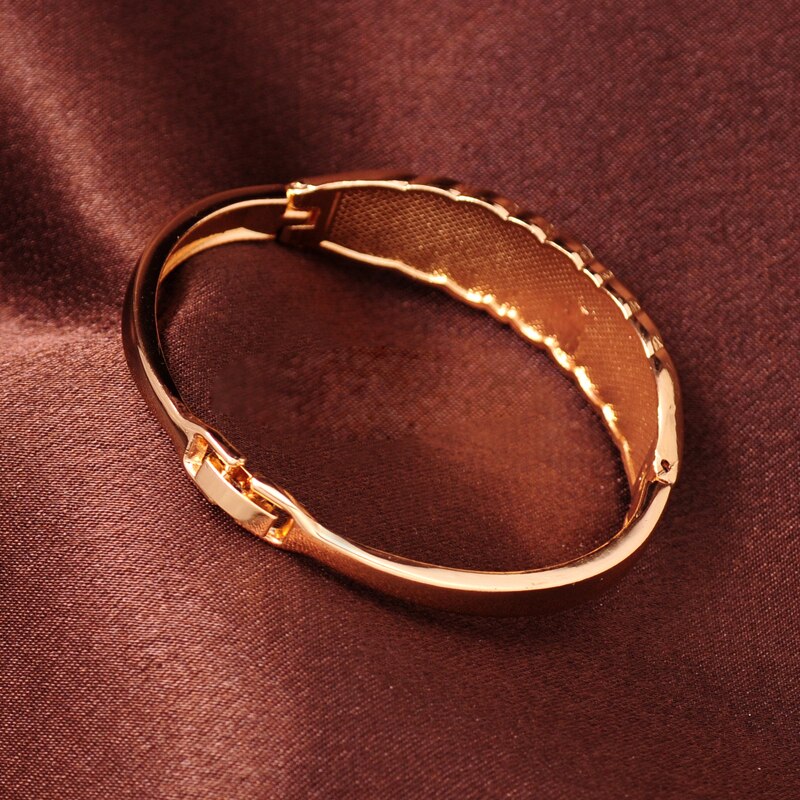 Trendy Gold Color Statement Bangles Bracelet