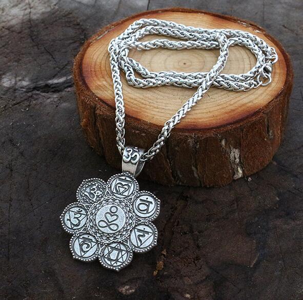 7 chakra charm pendant Lotus Flower Circle Necklace