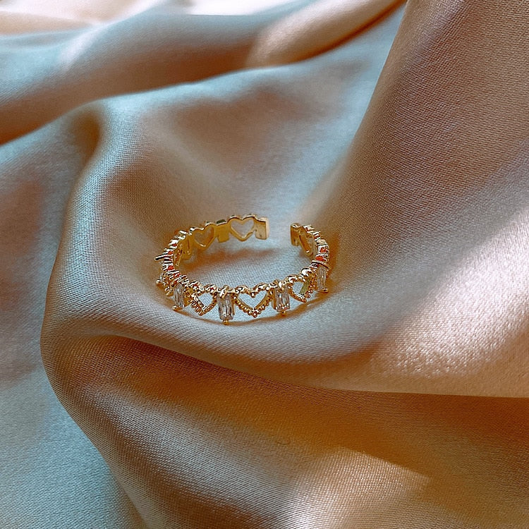 Hollow Heart-shaped Gold Opening Ring