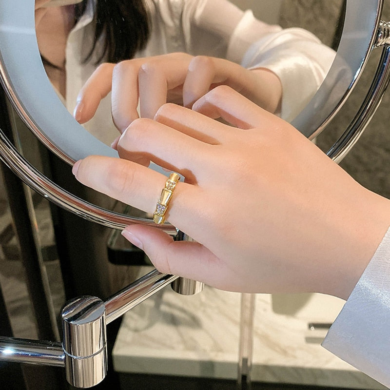 Luxury opal color opening Finger ring