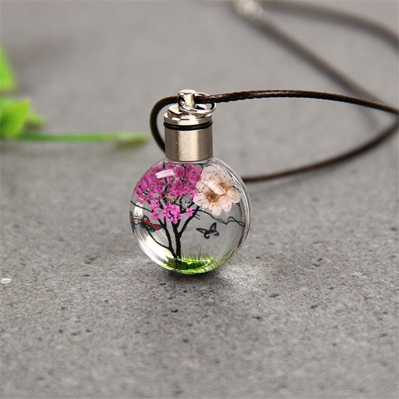 Luminous Dried Flower Butterfly Glass Ball Rope Chain Pendant