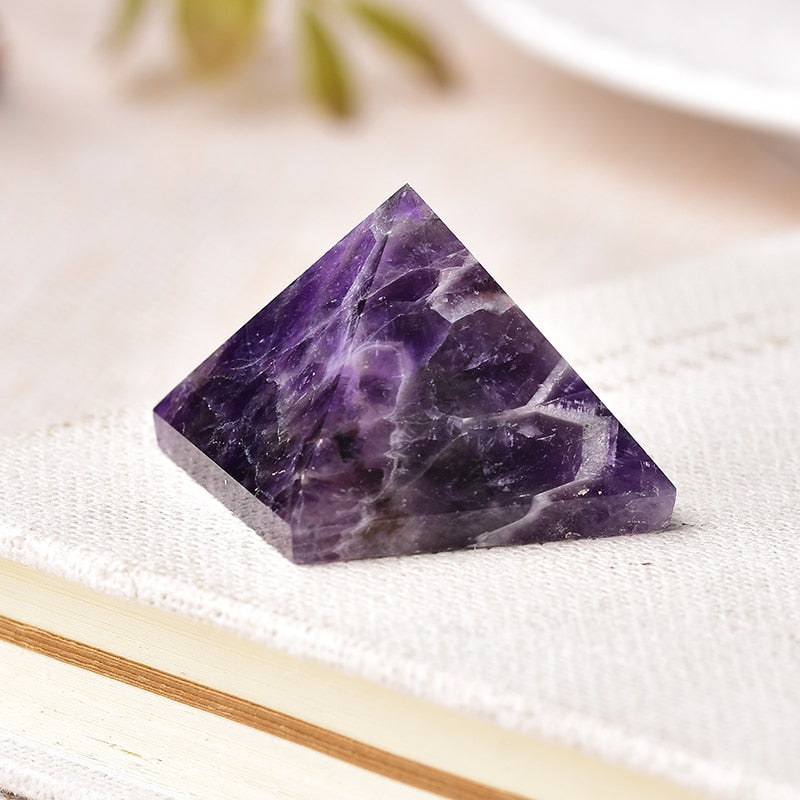 Natural Fluorite Crystal Pyramid Quartz Healing Stone
