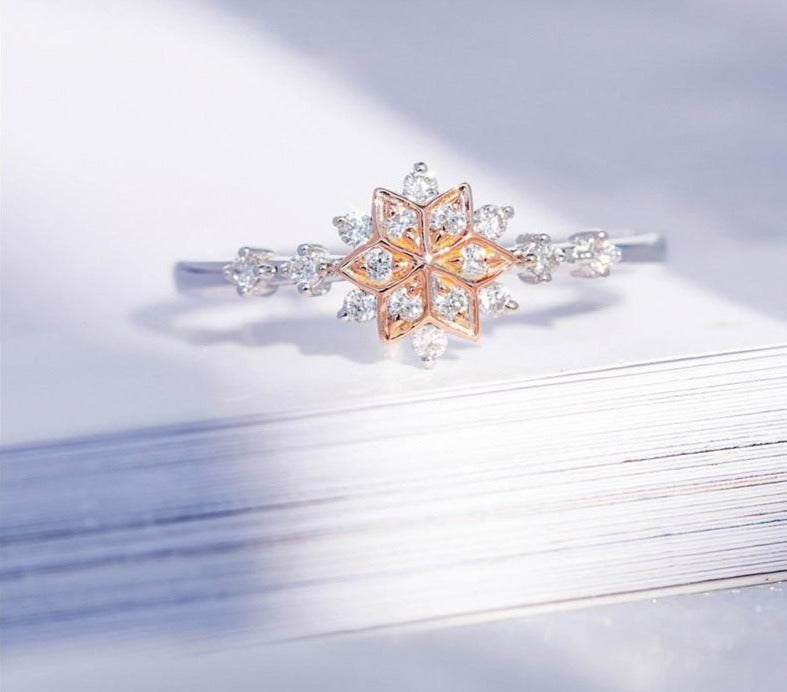 Cute Dainty Women's Snowflake Finger Rings