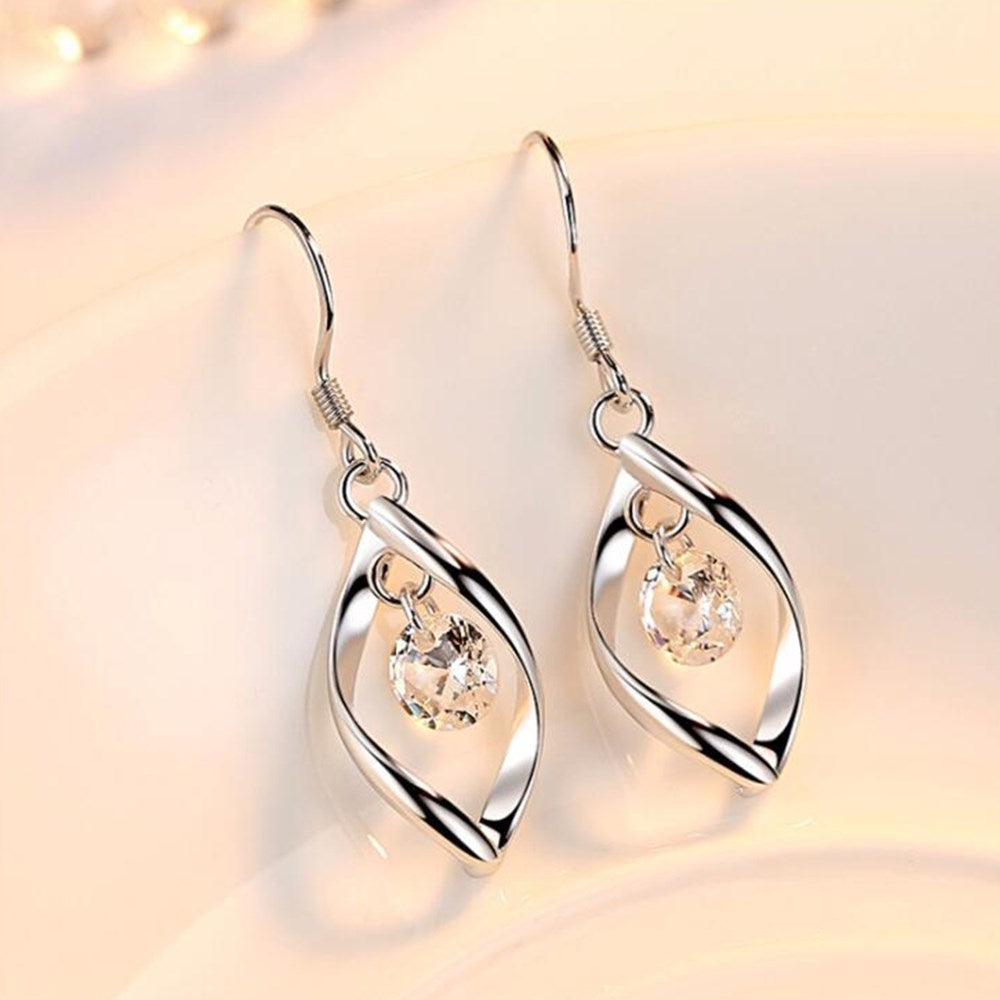 Woman Fashion Earrings