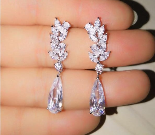 Water Drop Crystal Pendant Drop Earrings