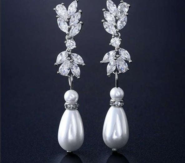 Water Drop Crystal Pendant Drop Earrings