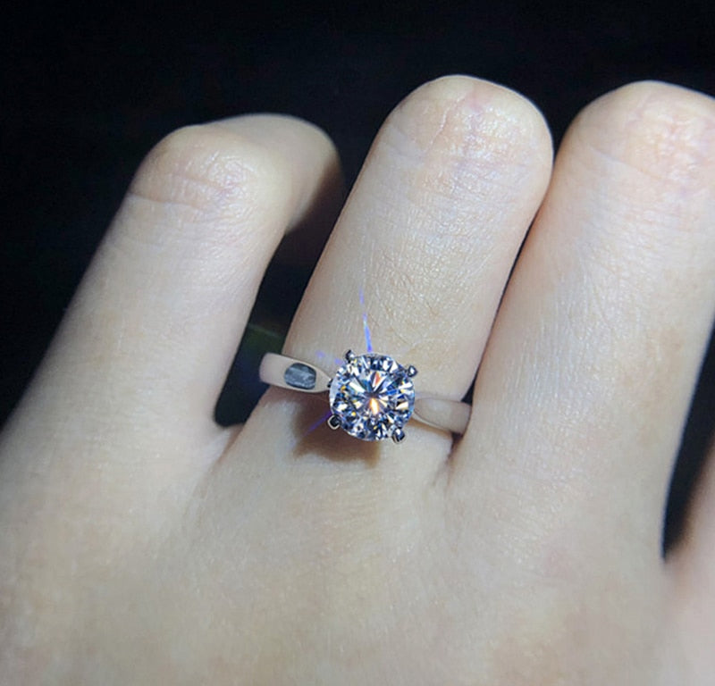 18K White Gold Zirconia Wedding Ring