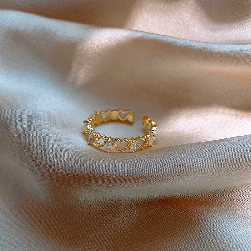 Hollow Heart-shaped Gold Opening Ring