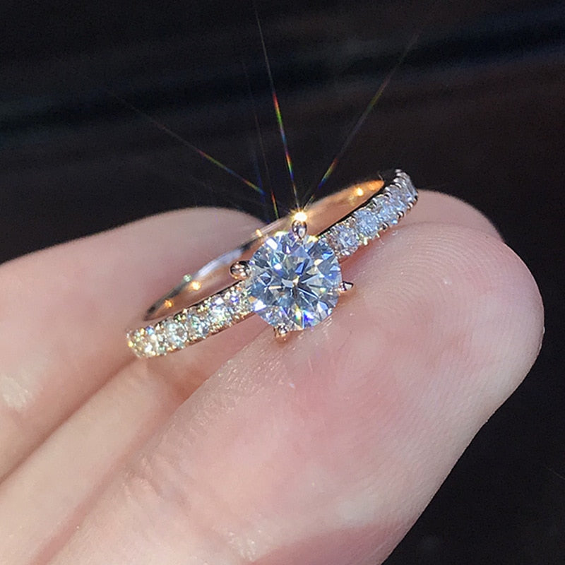 Trendy Claws Crystal Zircon Engagement Rings