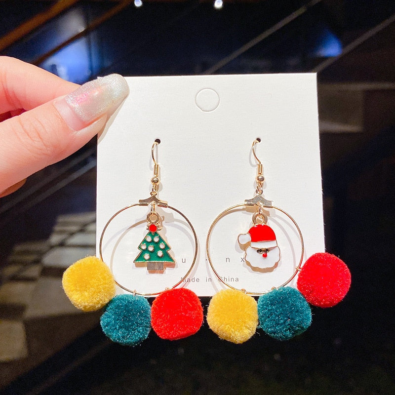 Circle Round Heart Deer Elk Pendant Earrings
