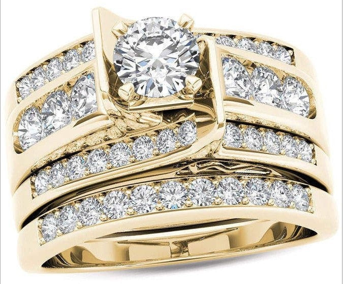 Elegant Gold Color Zircon Red Crystal Ring