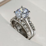 Elegant Gold Color Zircon Red Crystal Ring
