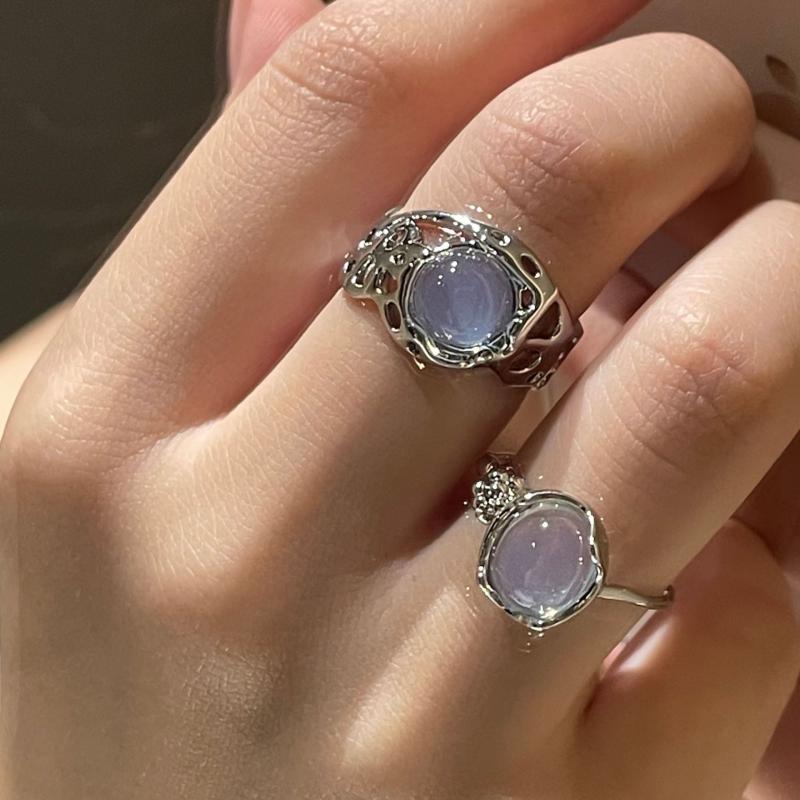 Elegant White Opal Irregular Crystal Ring