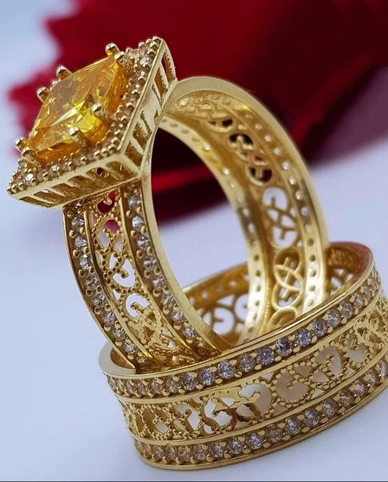 Elegant Gold Color Zircon Red Crystal Ring