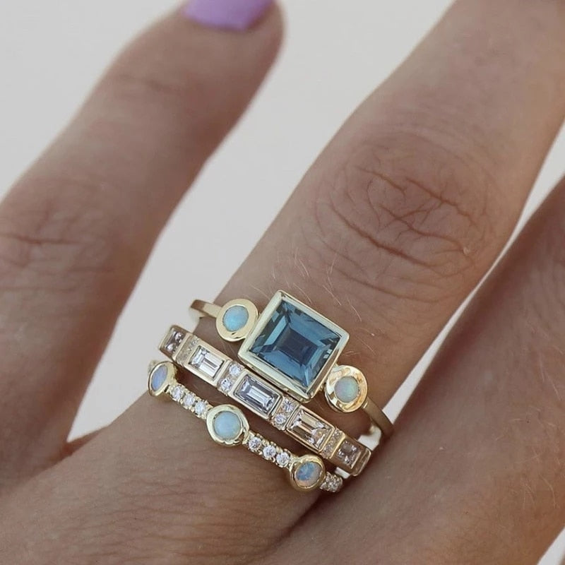 Elegant Gold Color Zircon Red Crystal Ring
