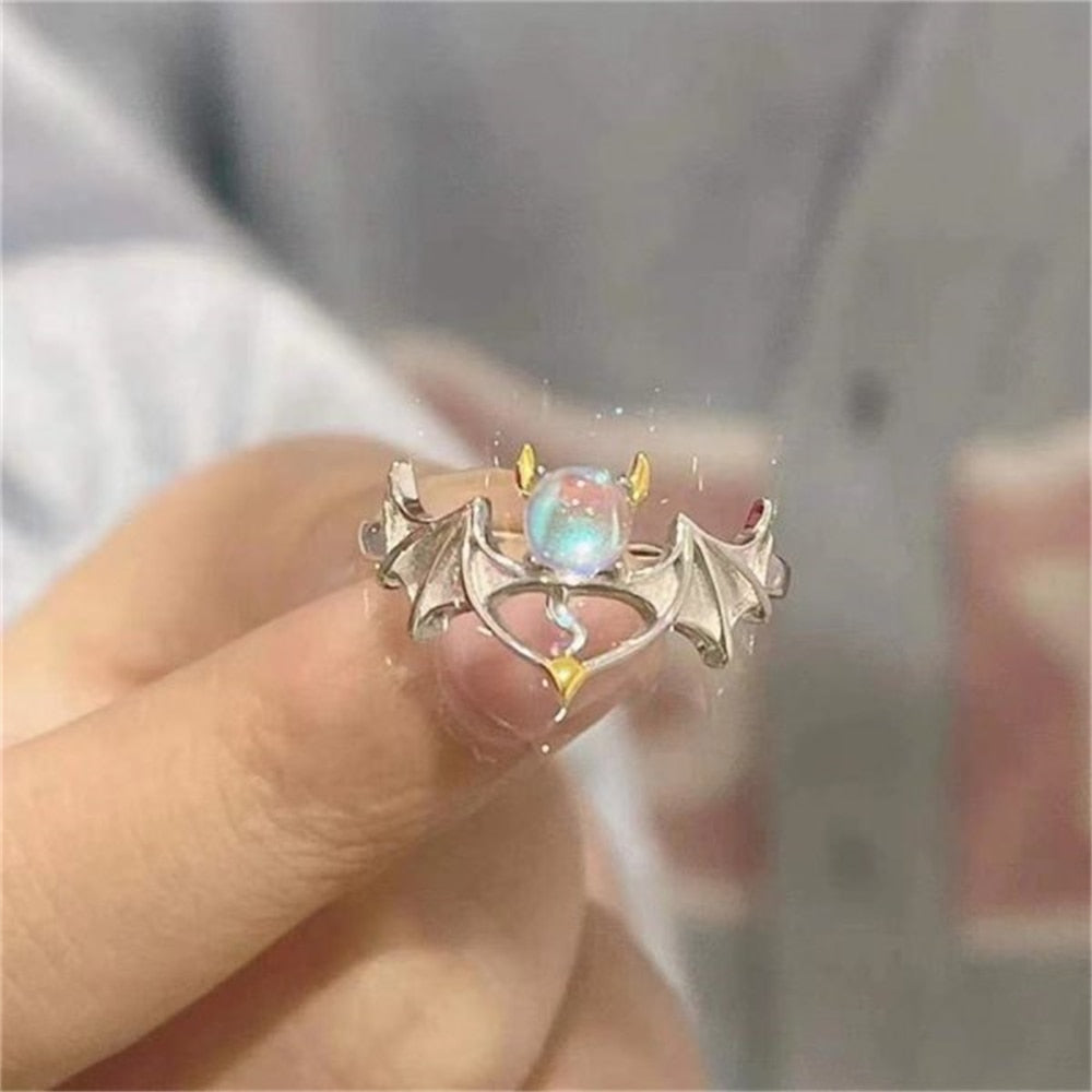 Retro Angel Wings Black Heart Rings