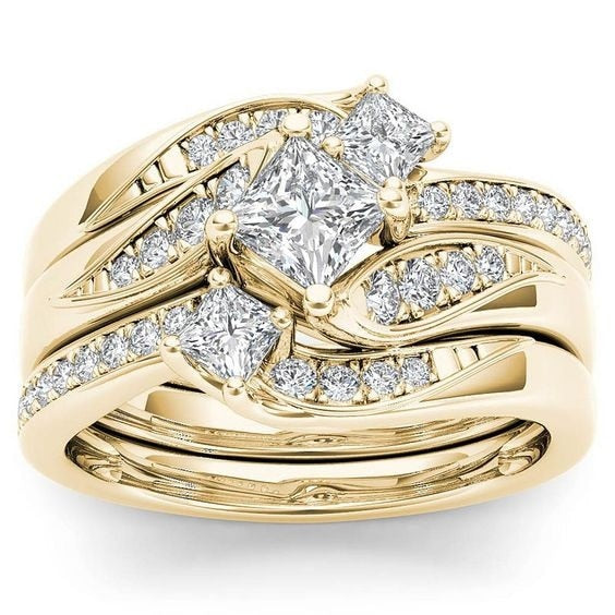 Elegant Gold Color Zircon Red Crystal Ring