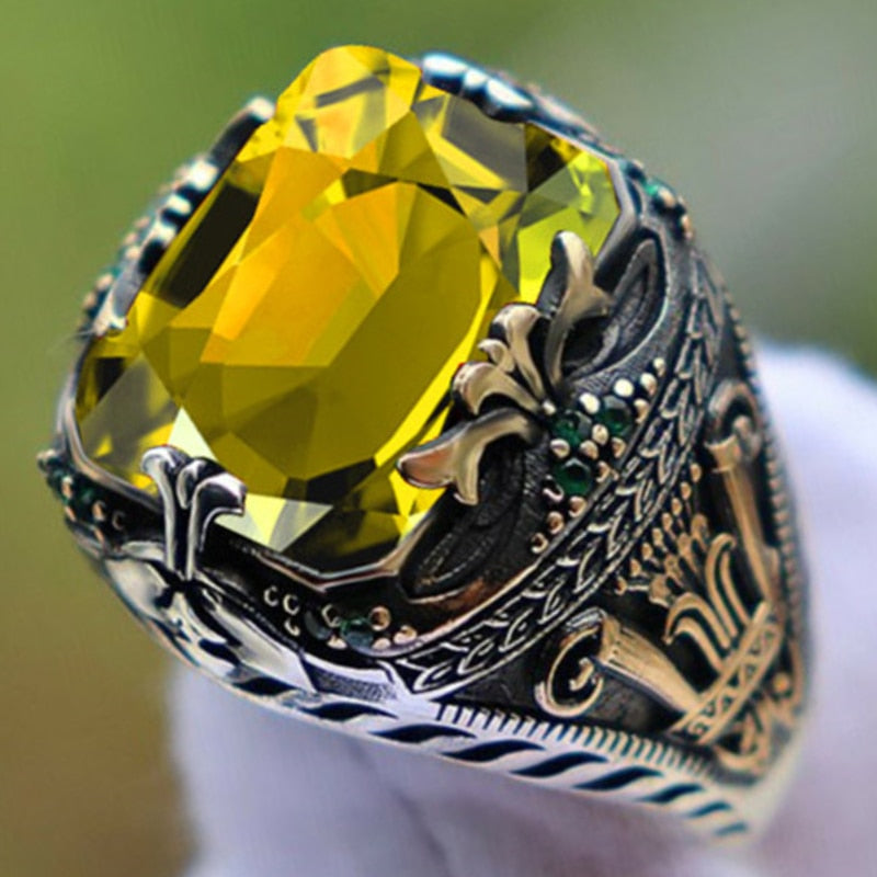 Emerald Men's Luxury Ring