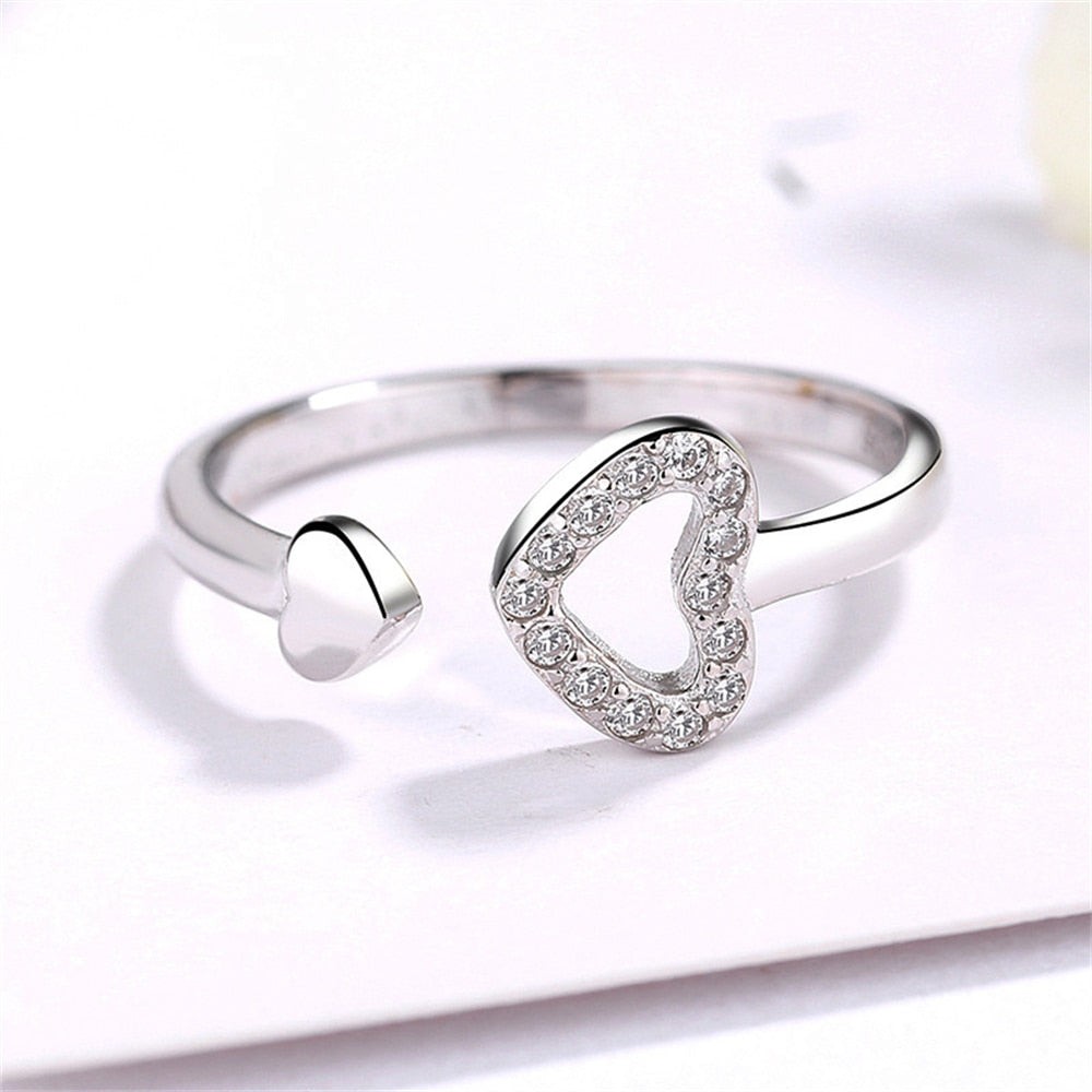 Retro Angel Wings Black Heart Rings