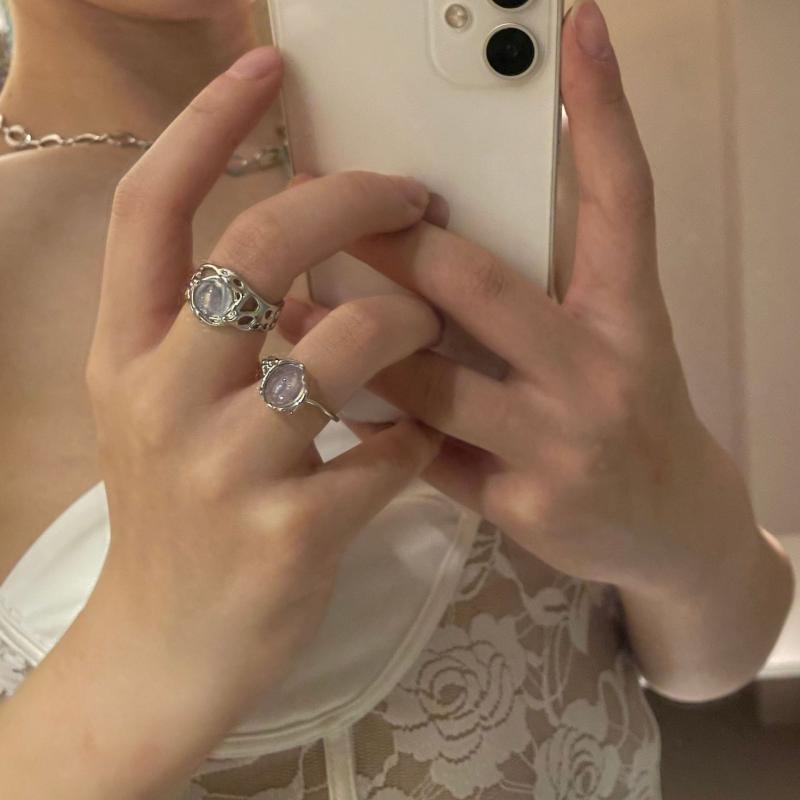 Elegant White Opal Irregular Crystal Ring