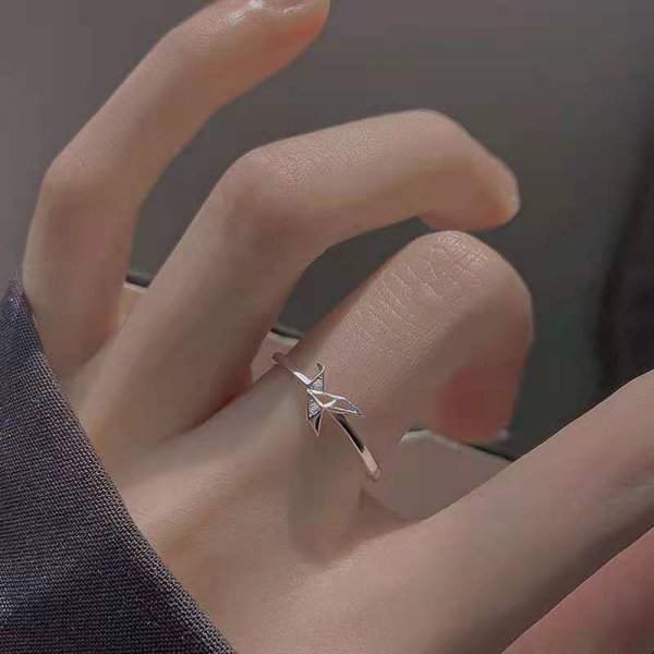 Retro Angel Wings Black Heart Rings