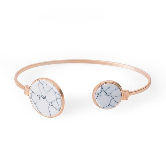 GOLD COLOR BRACELET- MUSICAL NOTES